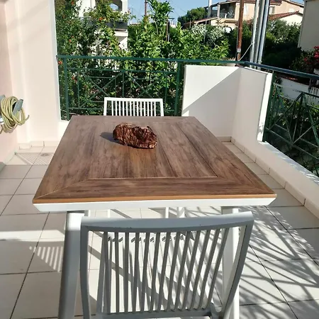 μarina Fully Renovated By The Sea