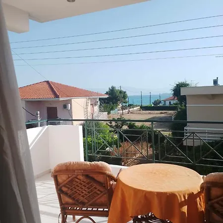 μarina Fully Renovated By The Sea Dom wakacyjny *