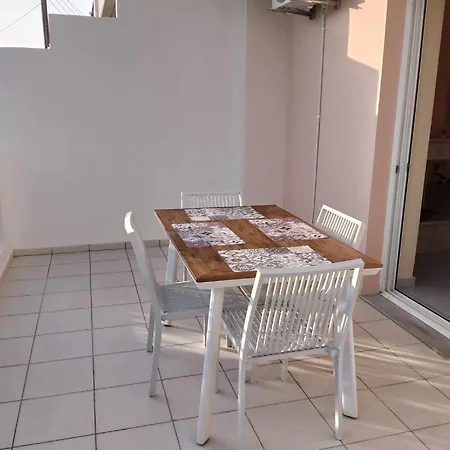 μarina Fully Renovated By The Sea