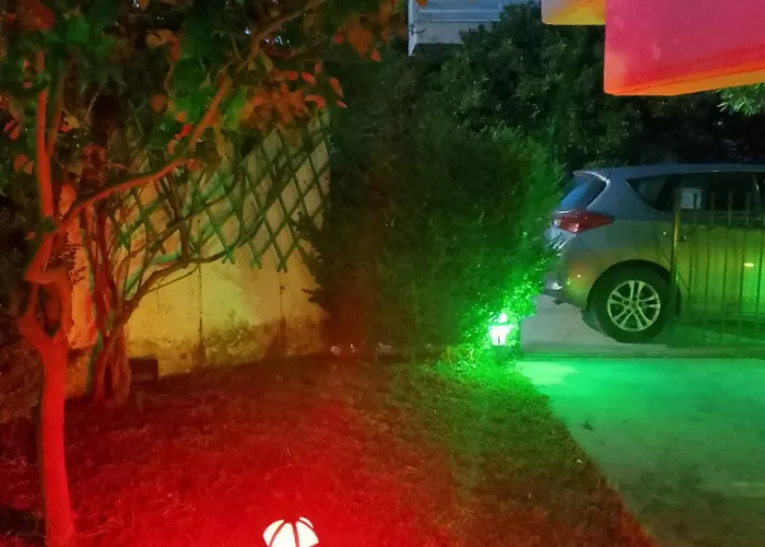 μarina Fully Renovated By The Sea *