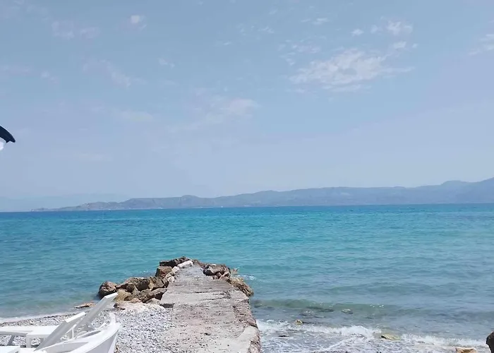 μarina Fully Renovated By The Sea Holiday home *