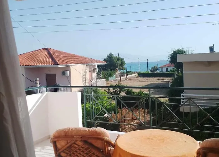 μarina Fully Renovated By The Sea Holiday home *