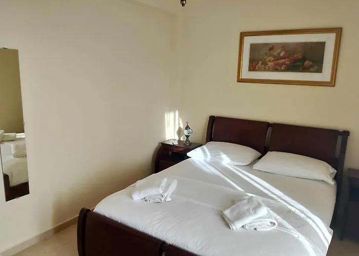 μarina Fully Renovated By The Sea Vrachati